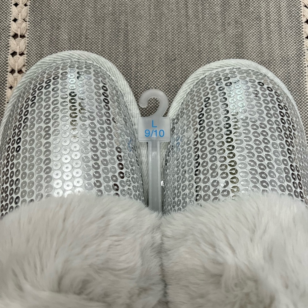 Women's Rae Sequin Scuff Slippers Silver - Auden - SIZE L 9-10 - Picture 2 of 6